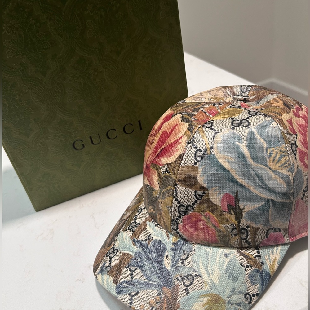 AUTHENTIC Gucci Supreme Flora Hat Size Medium - Picture 2 of 6